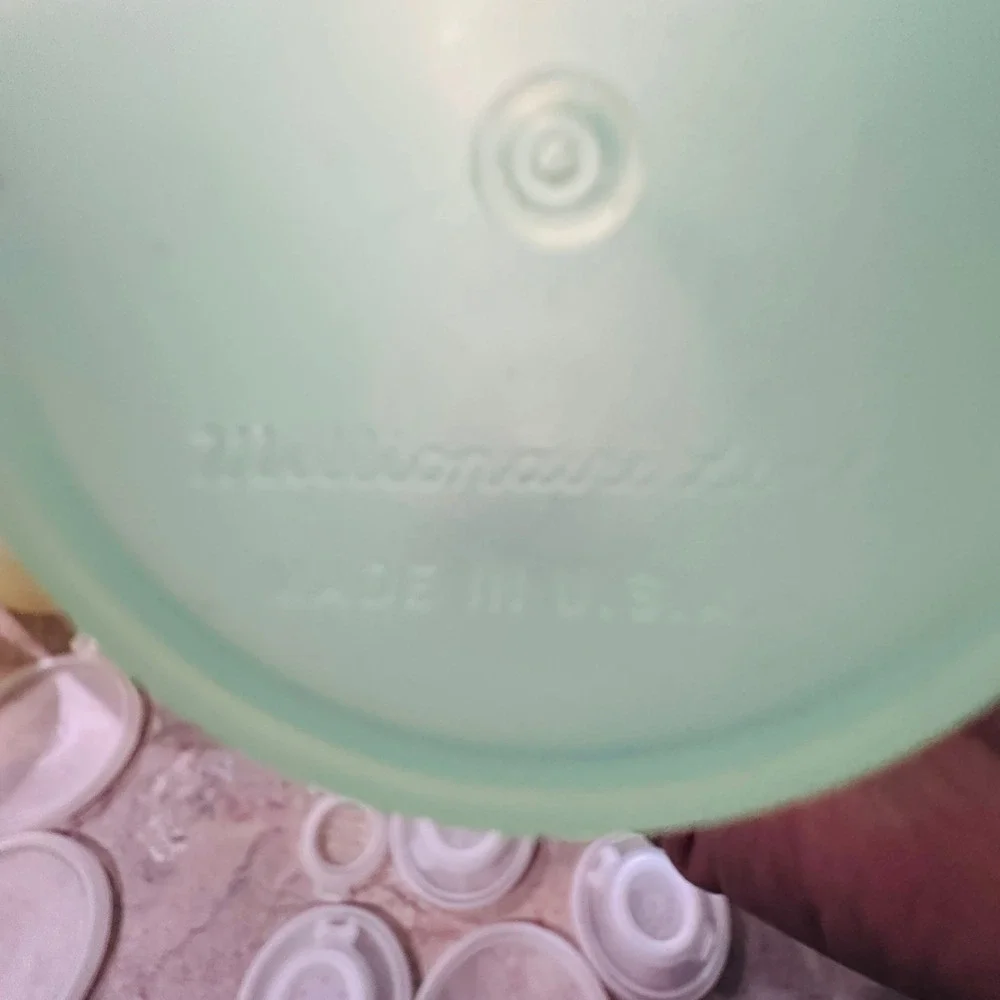 Vintage Tupperware Millionaire Line Replacement Lids‎ and Containers Lot 17pc